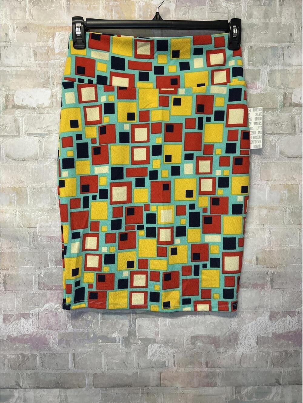 LuLaRoe Cassie Skirt NWT Small